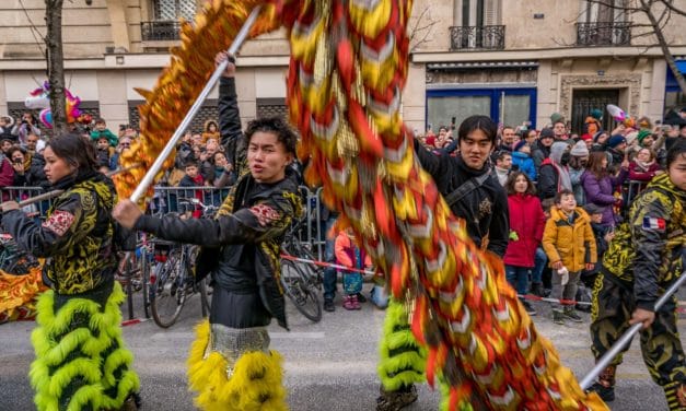 The dragon passes along the barriers