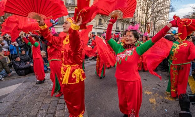 Red fan dance